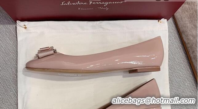 Discount Salvatore Ferragamo Patent Leather Bow Flat Ballerinas 051241 Nude 2021