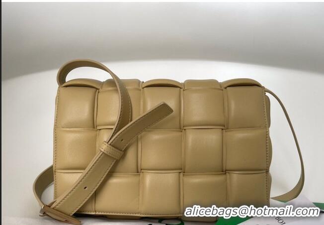 Grade Design Bottega Veneta Padded Cassette Medium Crossbody Messenger Bag BV2127 Dark Beige 2021