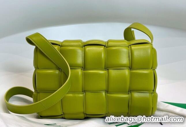 Top Grade Bottega Veneta Padded Cassette Medium Crossbody Messenger Bag BV2127 Kiwi Green 2021