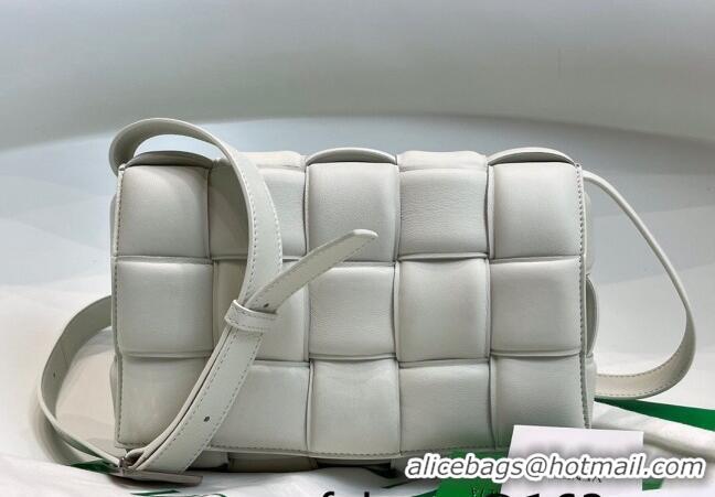 Cheapest Bottega Veneta Padded Cassette Medium Crossbody Messenger Bag BV2127 White 2021