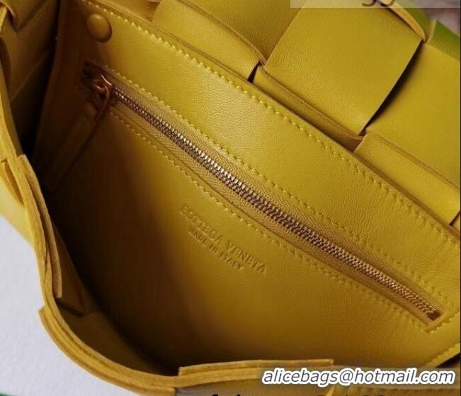 Shop Perfect Bottega Veneta Cassette Small Crossbody Messenger Bag in Maxi Weave BV2158 Yellow 2021