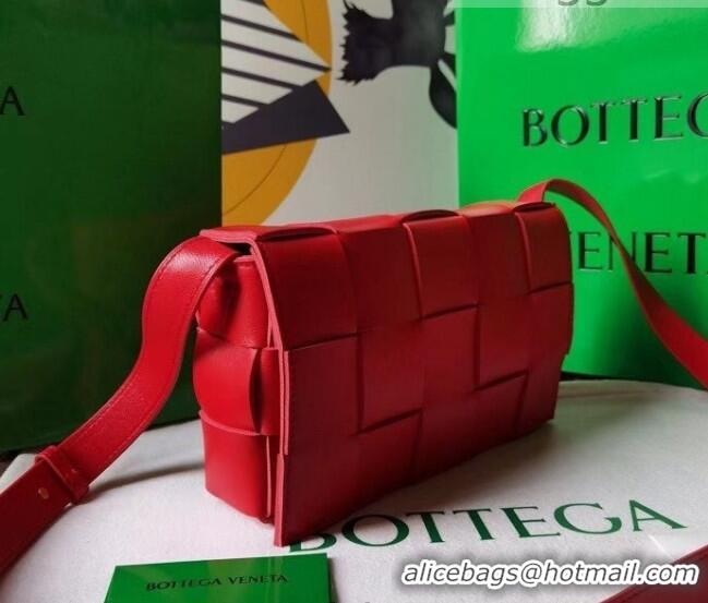 Promotional Bottega Veneta Cassette Small Crossbody Messenger Bag in Maxi Weave BV2158 Red 2021