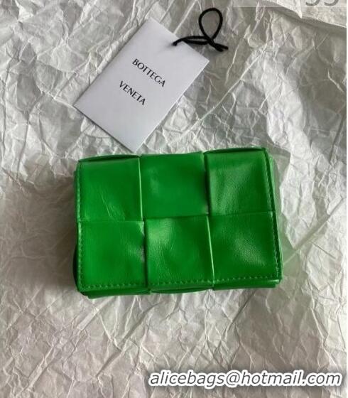 Discount Bottega Veneta Mini Cassette Bag in Woven Shiny Calfskin Parakeet BV2168 Green 2021