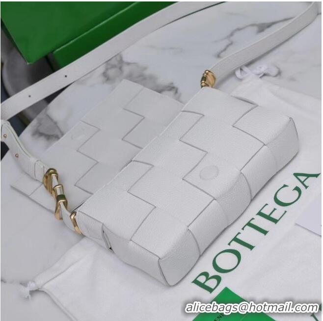 Promotional Bottega Veneta CASSETTE 666870 White