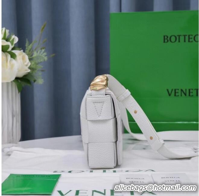 Promotional Bottega Veneta CASSETTE 666870 White