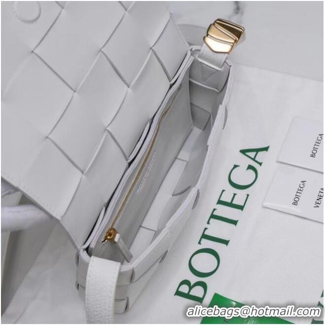 Promotional Bottega Veneta CASSETTE 666870 White