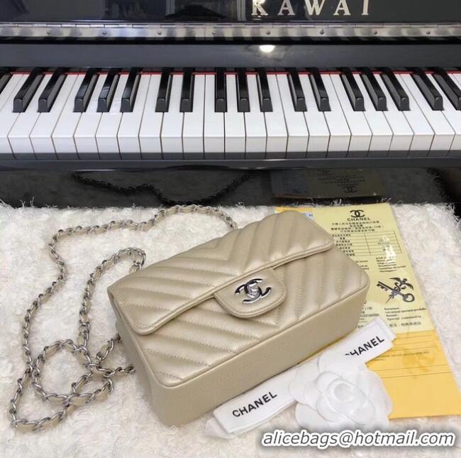 Top Design Chanel Small Classic Handbag Grained Calfskin & silver-Tone Metal A69900 Gold