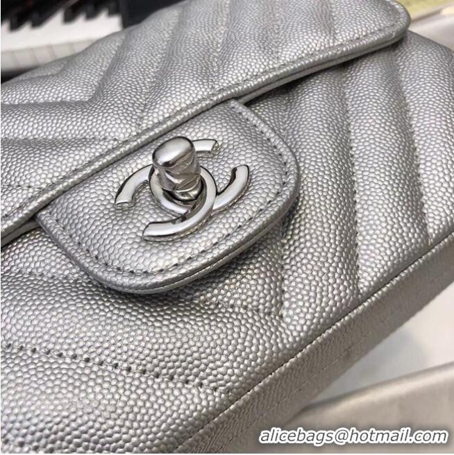 Top Quality Chanel Small Classic Handbag Grained Calfskin & silver-Tone Metal A69900 Silver