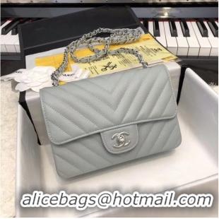 Spot Discount Chanel Small Classic Handbag Grained Calfskin & silver-Tone Metal A69900 Grey