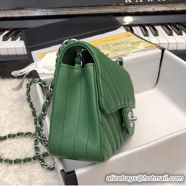 Well Crafted Chanel Small Classic Handbag Grained Calfskin & silver-Tone Metal A69900 Green