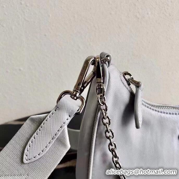 Cheapest Prada Re-Edition 2005 Nylon Shoulder Bag 1BH204 White