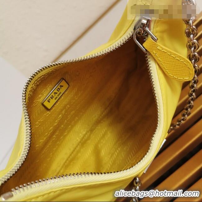 New Product Prada Re-Edition 2005 Nylon Shoulder Bag 1BH204 Yellow 2021