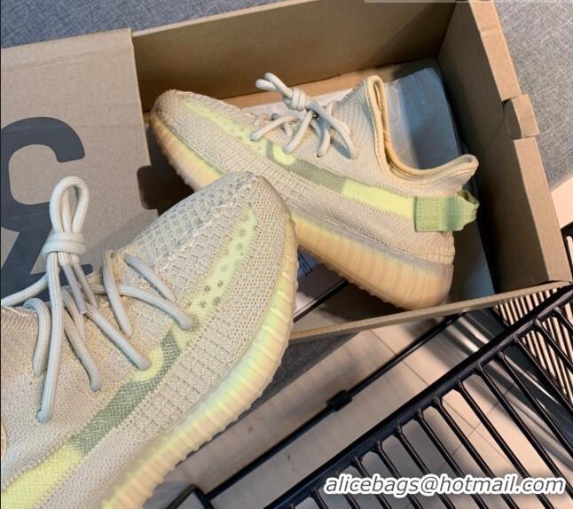 Shop Duplicate Adidas Yeezy Boost 350 V2 Sneakers 050832 Light Grey