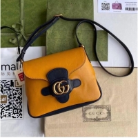 Stylish Gucci Small messenger bag with Double G 648934 Yellow