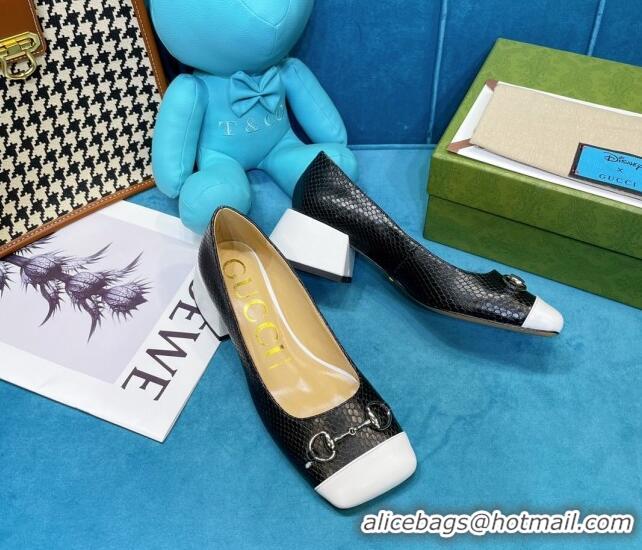 Shop Duplicate Gucci Matte Stone-Embossed Calfskin Pumps 2.5cm with Horsebit 043001 Black 2021