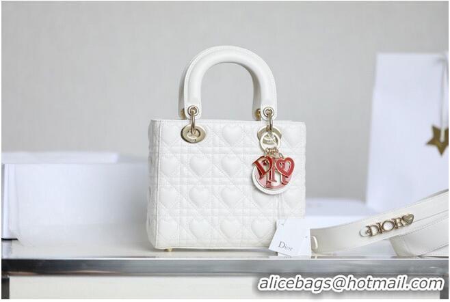 Most Popular LADY DIOR MY ABCDIOR BAG Cannage Heart Original Lambskin Bag M0539O White