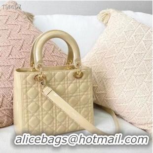 Buy Discount MEDIUM LADY DIOR BAG Beige Patent Cannage Calfskin M0565OW