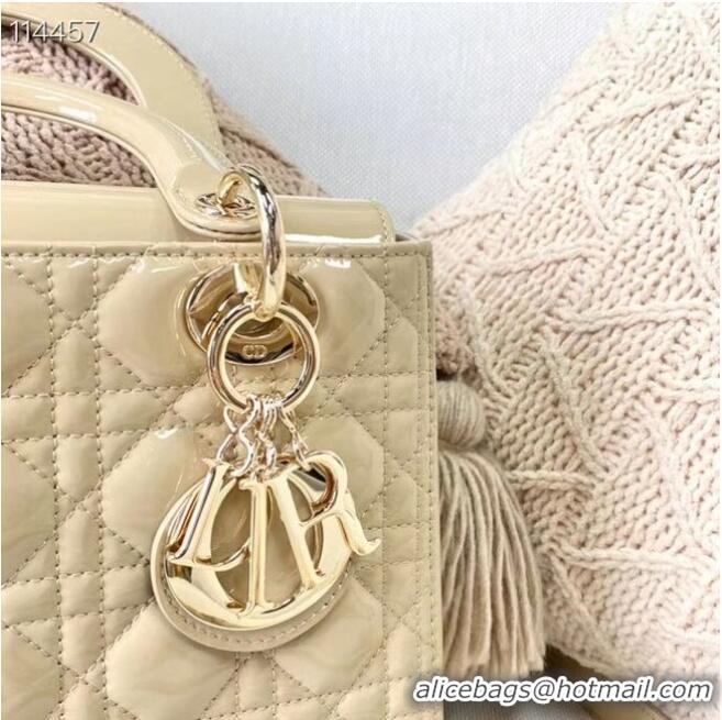 Buy Discount MEDIUM LADY DIOR BAG Beige Patent Cannage Calfskin M0565OW