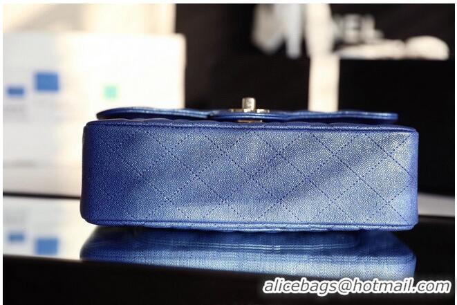 Good Price Chanel Small Classic Handbag Grained Calfskin Caviar & silver-Tone Metal A01113 Blue