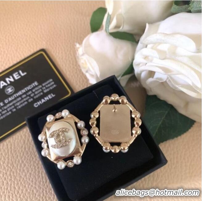 Free Shipping Promotional Chanel Earrings CE6610