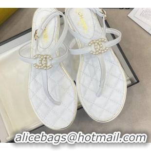 New Design Chanel Lambskin Flat Thong Sandals with Pearl CC Charm G37384 White 2021