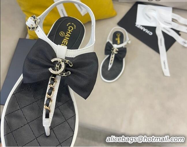 Good Quality Chanel Lambskin Flat Thong Sandals with Chain Bow 060917 Black/White 2021