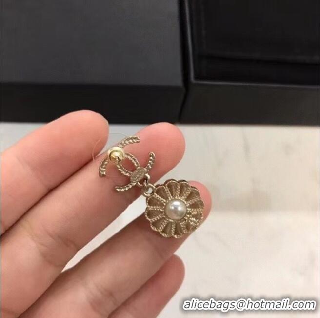 Classic Cheapest Chanel Earrings CE6637