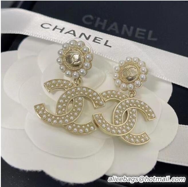 Modern Classic Chanel Earrings CE6654