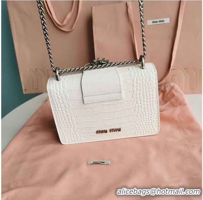 Top Grade miu miu Matelasse Nappa Leather mini Shoulder Bag 5ED084 white