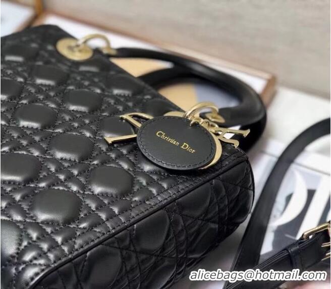 Buy Classic MEDIUM LADY DIOR BAG Black Cannage Lambskin M0565O