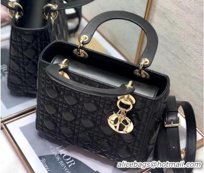 Buy Classic MEDIUM LADY DIOR BAG Black Cannage Lambskin M0565O