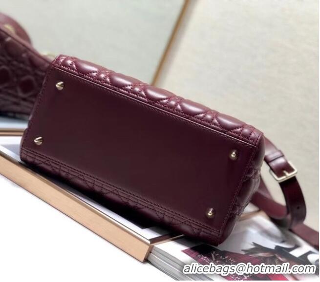 Top Quality MEDIUM LADY DIOR BAG Cherry Red Cannage Lambskin M0565O