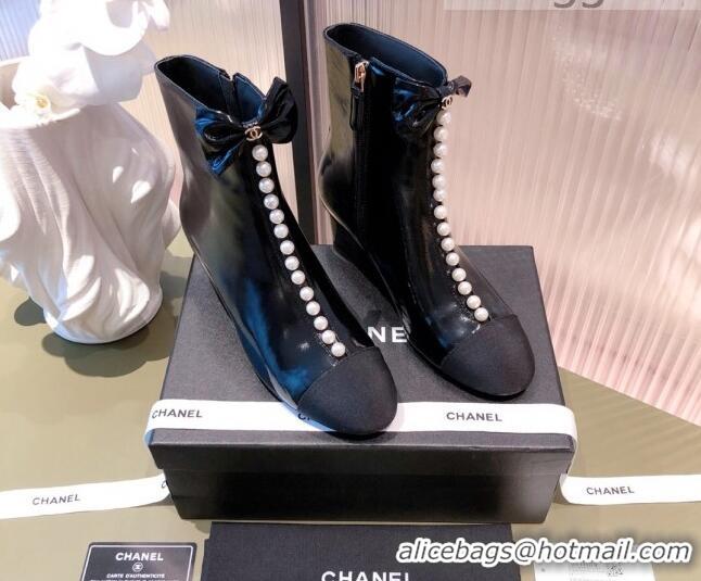 New Style Chanel Shiny Calfskin Short Ankle Boots with Pearl and Bow G37206 Black 2021