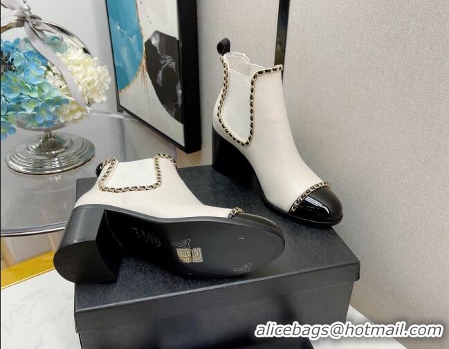 Purchase Chanel Lambskin Chian Heel Short Boots 7cm 080946 White 2021