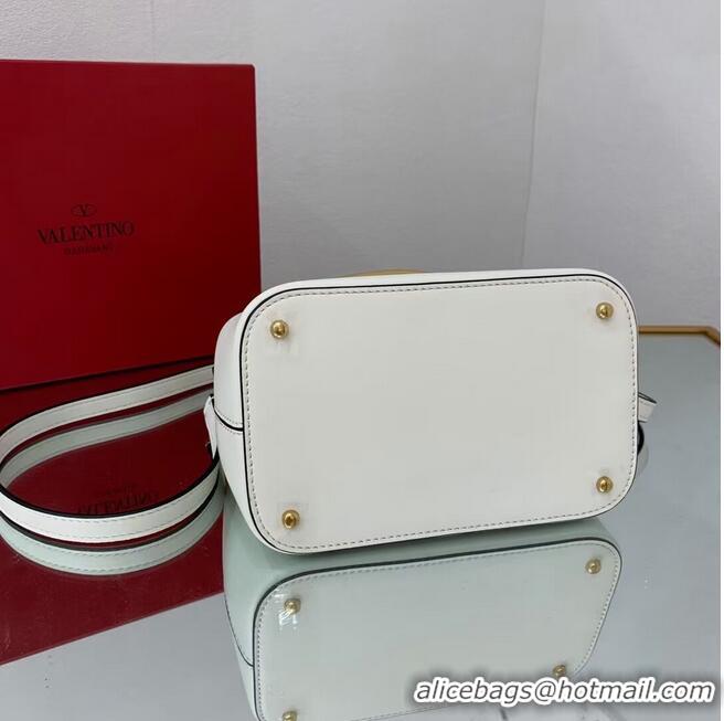 Top Grade VALENTINO calf leather handbag V0754 white