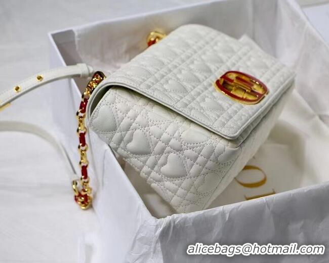 Famous Brand MEDIUM DIORAMOUR DIOR CARO BAG Cannage Calfskin with Heart Motif M9242WNG WHITE