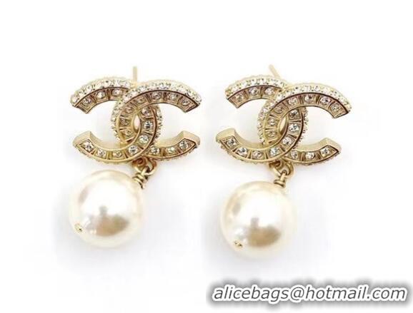 Buy Inexpensive Chanel Earrings CE6678