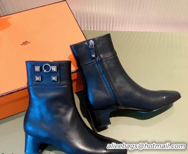 Most Popular Hermes Calfskin Studded Short Boots 081650 Black 2021