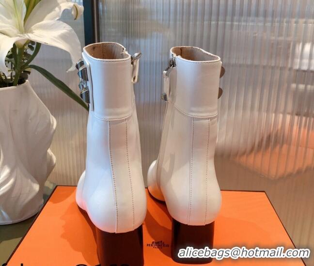 Stylish Hermes Calfskin Studded Short Boots 081650 White 2021