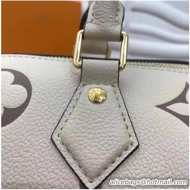 Affordable Price Louis Vuitton SPEEDY BANDOULIERE 25 M58947 Cream