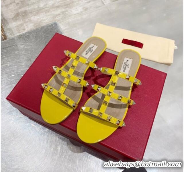 Elegant Valentino Rockstud Patent Leather Flat Slide Sandal 061548 Yellow