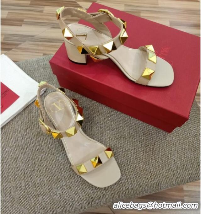 1:1 aaaaa Valentino Rockstud Mid-Heel Sandals 6cm 070576 Apricot