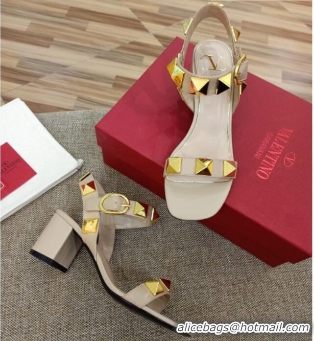 1:1 aaaaa Valentino Rockstud Mid-Heel Sandals 6cm 070576 Apricot