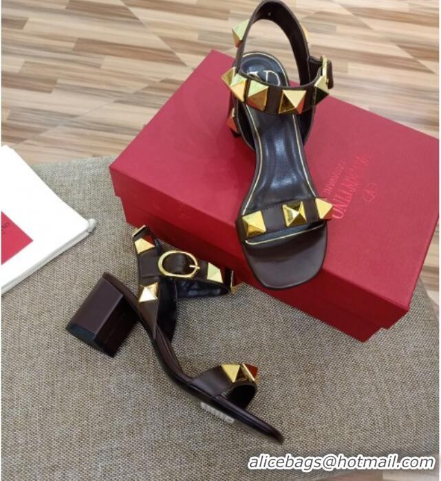 Good Quality Valentino Rockstud Mid-Heel Sandals 6cm 070576 Coffee Brown