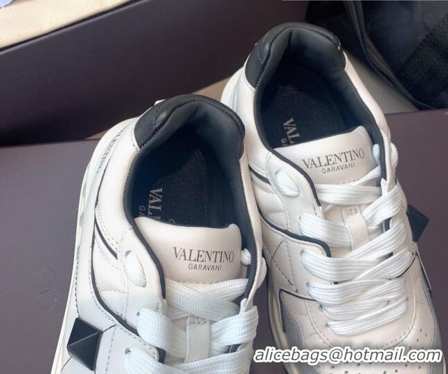 Good Looking Valentino One Stud Low-Top Nappa Sneakers White Leather 070657 White/Black