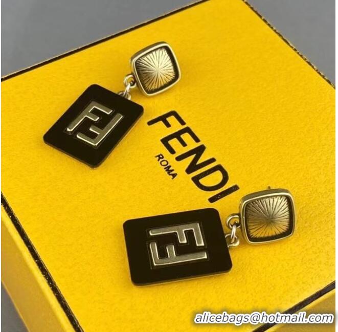 Buy Fashionable Fendi Earrings CE6741