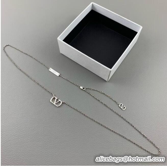 Buy Inexpensive Louis Vuitton Necklace CE6768