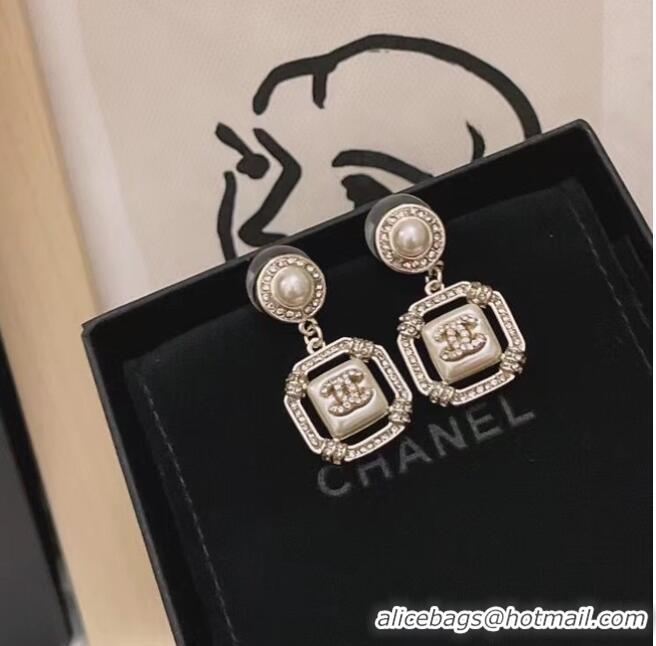 Market Sells Chanel Earrings CE6787