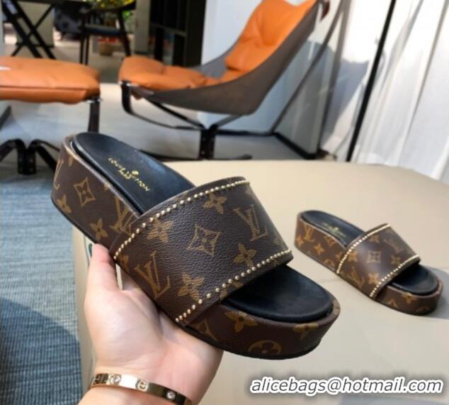 Top Quality Louis Vuitton Jumbo Studded Monogram Canvas Flatform Slide Sandals 061507