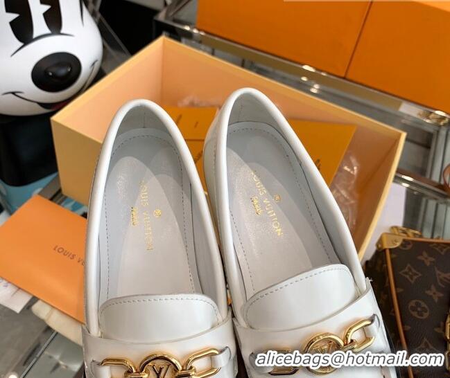 Pretty Style Louis Vuitton Chess Glazed Leather Flat Loafers White 070548